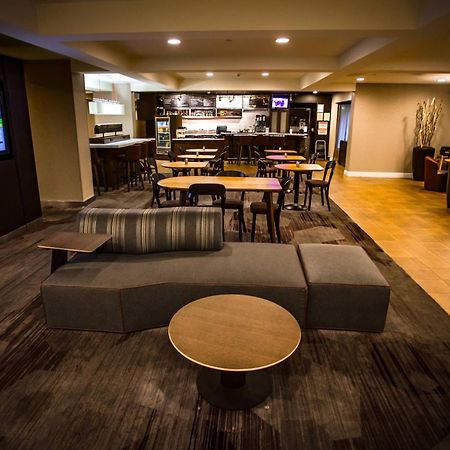 Courtyard Memphis East/Bill Morris Parkway Hotel Bagian luar foto