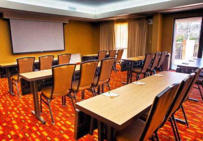 Courtyard Memphis East/Bill Morris Parkway Hotel Bisnis foto
